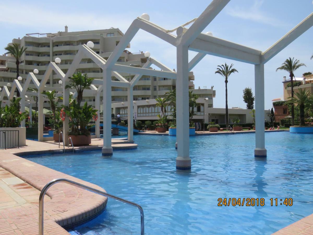 Benal Beach Apartments Málaga Kültér fotó
